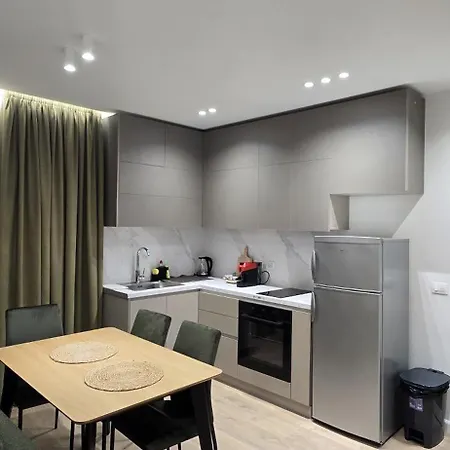 Apartman Tris Tirana