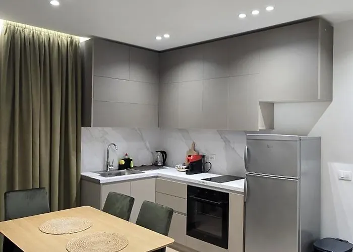 公寓 Tris 地拉那