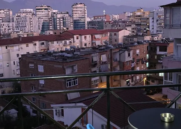 Tris Appartement Tirana